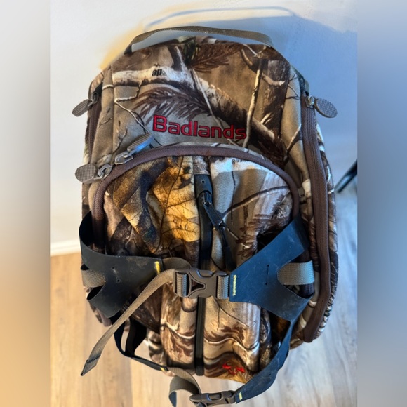 Badlands Hunting Backpack - Picture 3 of 8